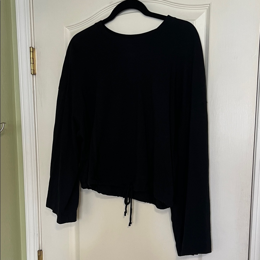 Aritzia Wilfred Black Long-Sleeve Drawstring Hem 100%Cotton Top